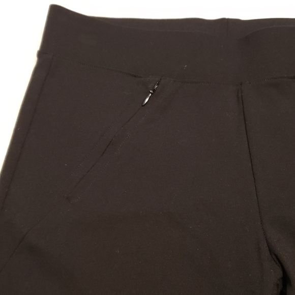 HUE Black Flat Front Pull On Pants - Picture 4 of 16